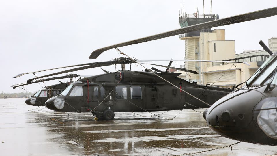FAA Probes Near-Miss Between United Flight and Black Hawk Helicopter