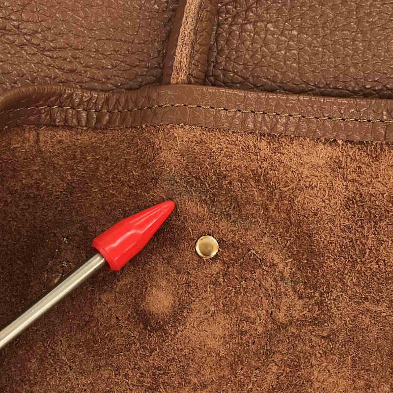 YOUNG&OLSEN / ヤングアンドオルセン IENA取扱い EMBOSSED レザートートバッグ