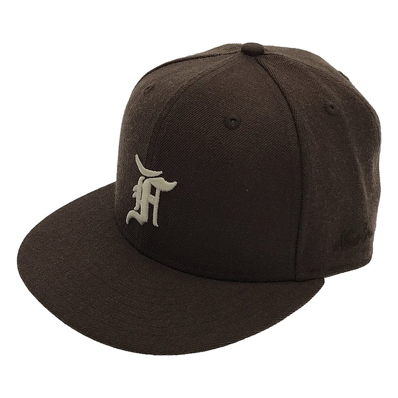 × NEW ERA ニューエラコラボ Fロゴ刺しゅう ベースボールキャップ