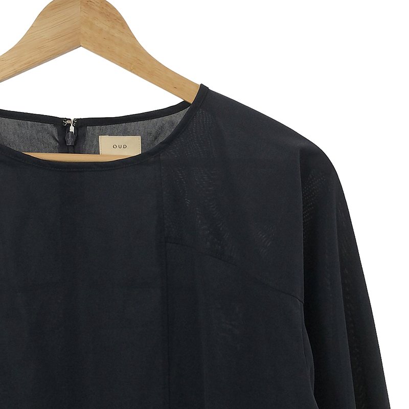 OUD / ウード パネル切替 パフスリーブ プルオーバーブラウス