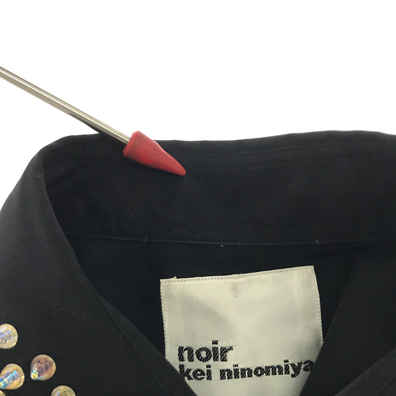 noir kei ninomiya / ノワールケイニノミヤ スタッズ装飾カラー コットン レギュラーカラーシャツ