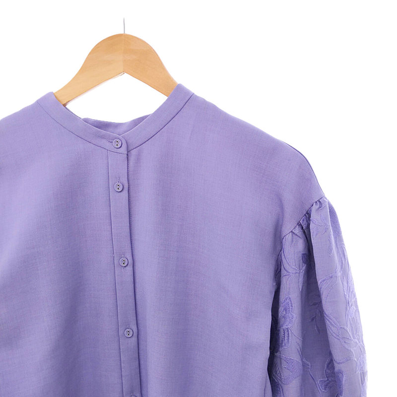 その他 ショルダー小花刺繍シャツ