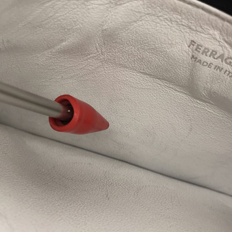 Salvatore Ferragamo / サルヴァトーレフェラガモ レザー コンパクトウォレット / カード ・コインケース / ユニセックス