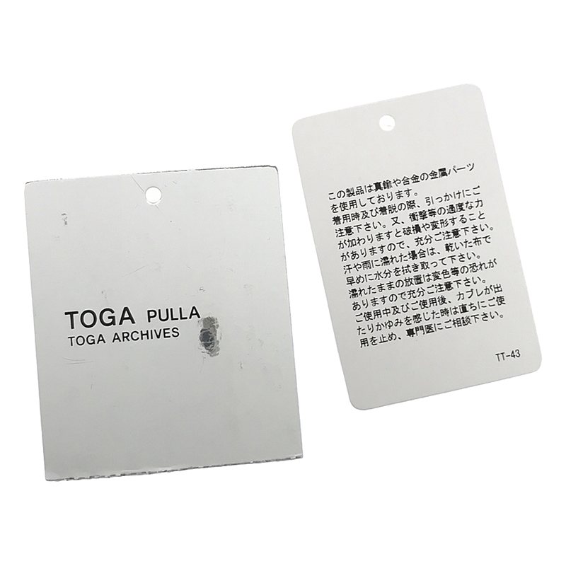 TOGA PULLA / トーガプルラ メタルモチーフイヤリング