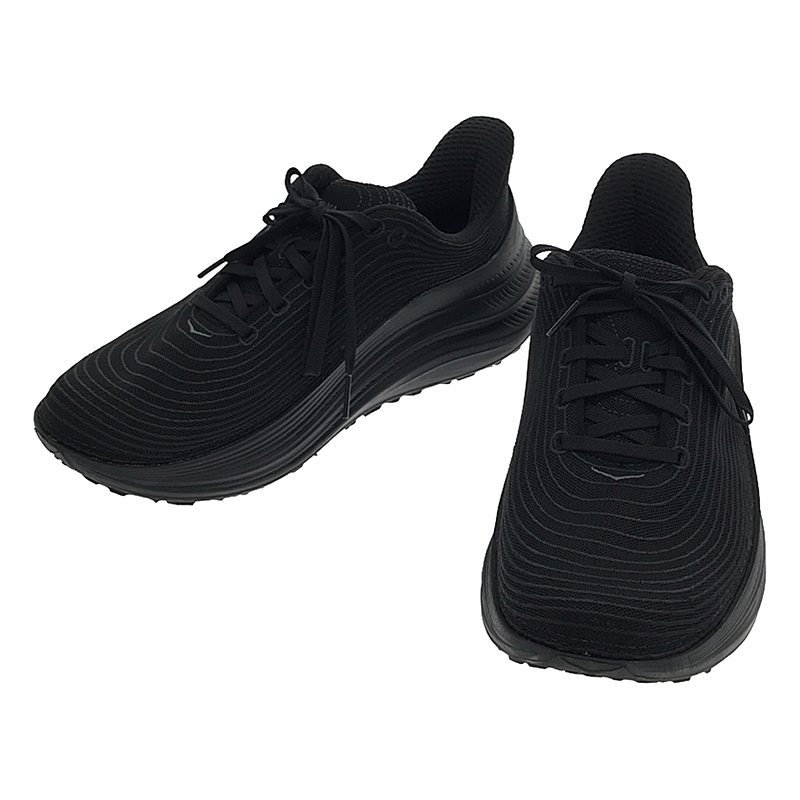 HOKA ONE ONE