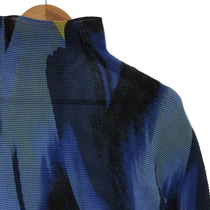 me ISSEY MIYAKE / ミーイッセイミヤケ Design Print Pleated Cut and Sewn トップス