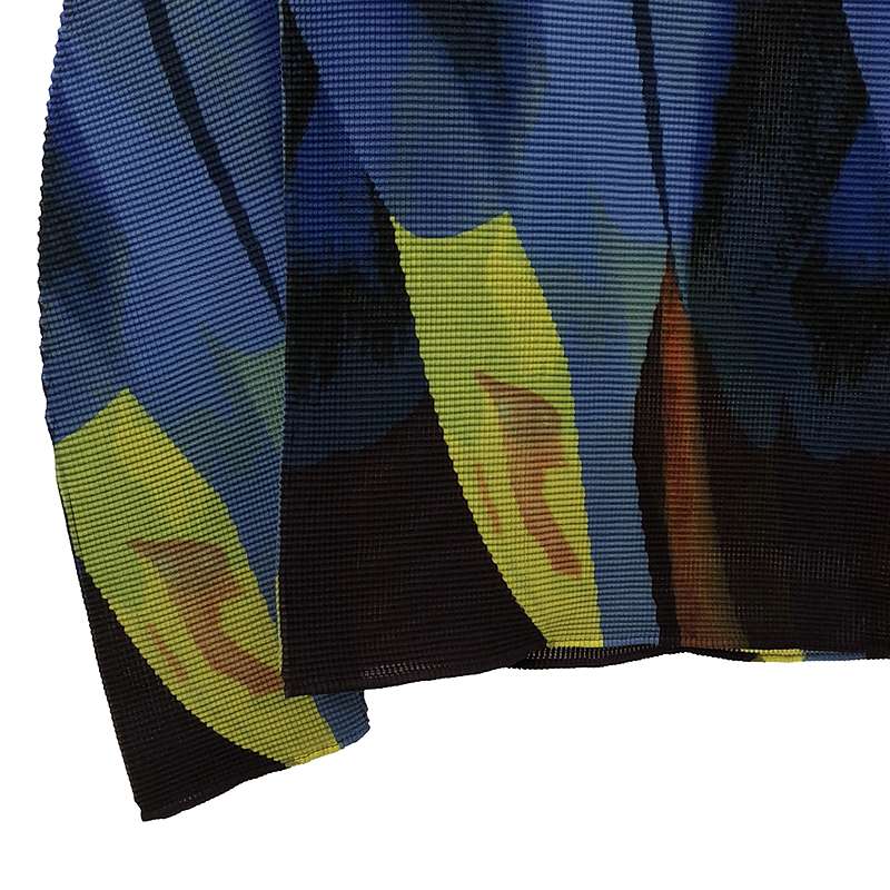 me ISSEY MIYAKE / ミーイッセイミヤケ Design Print Pleated Cut and Sewn トップス