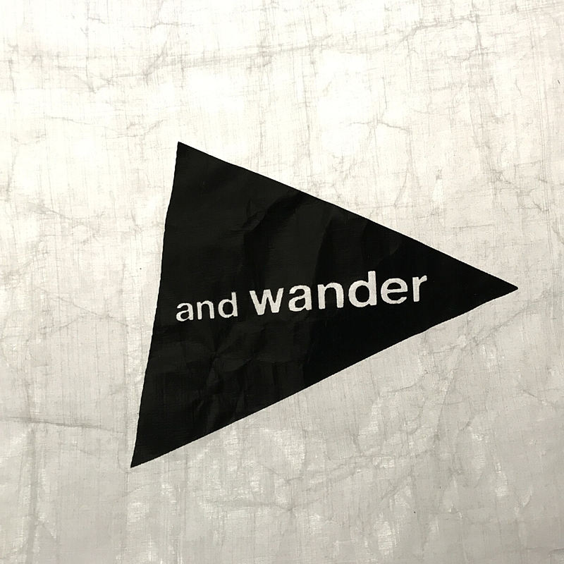 and wonder / アンドワンダー キューベンファイバースタッフサック ショルダーバッグ