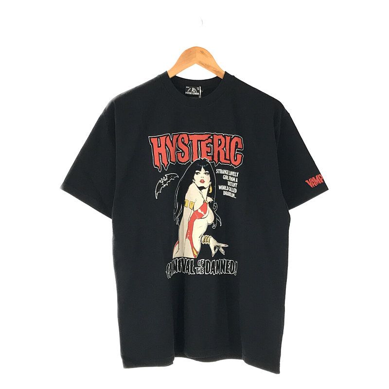 ×Vampirella CARNIVAL OF THE DAMNED プリント Tシャツ