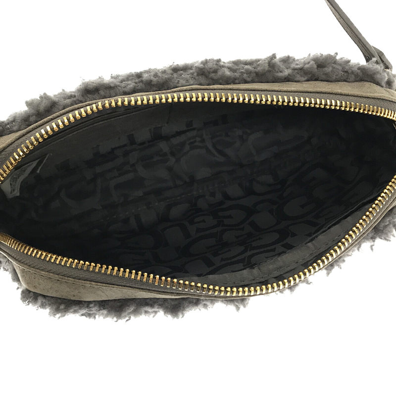 UGG / アグ 2way フロントプレートロゴ ボア ストラップ付 ミニ ショルダー バッグ