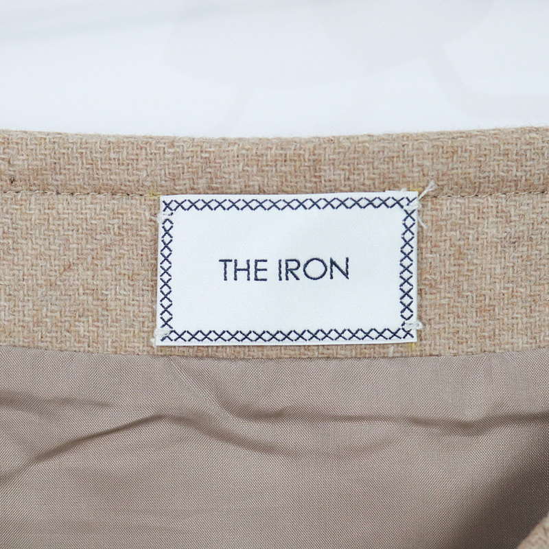 THE IRON / アイロン ボタンデザインラップスカート