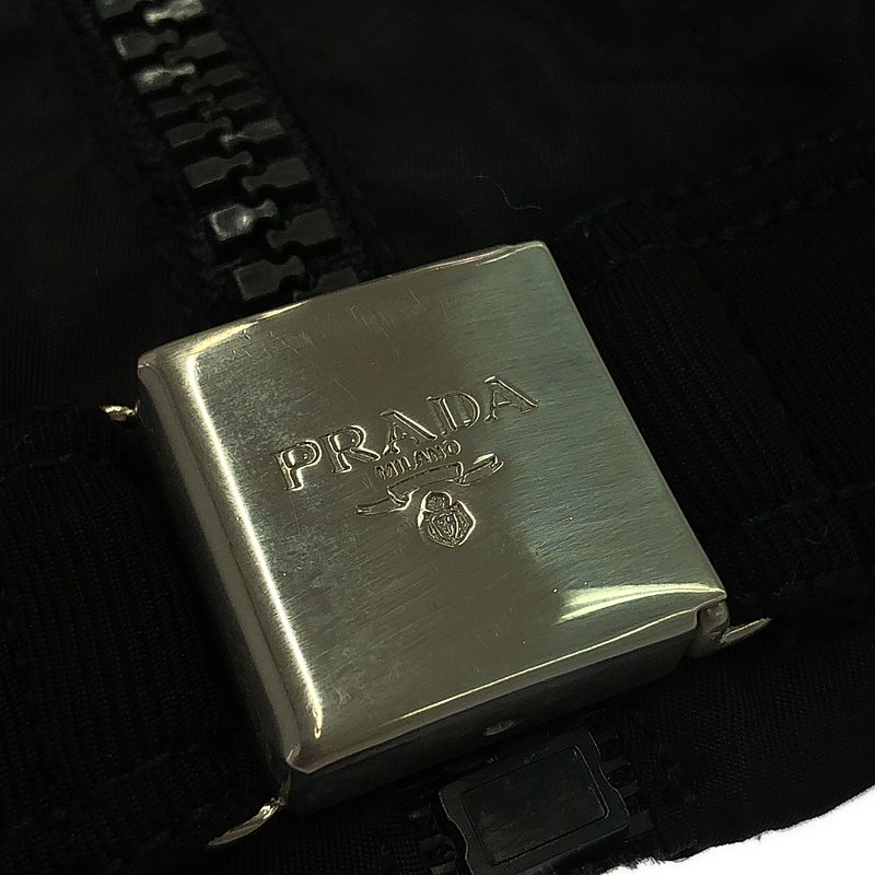 PRADA / プラダ ナイロン フロントジップ ベルト ベスト