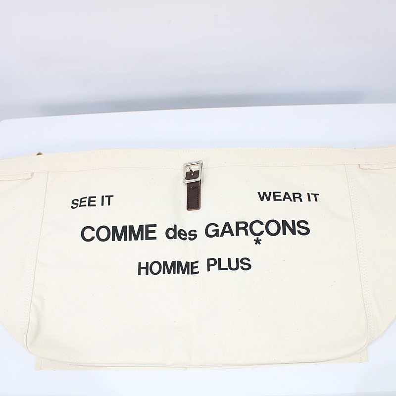 COMME des GARCONS HOMME PLUS / コムデギャルソンオムプリュス ロゴプリントキャンバスショルダーバッグ