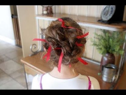 Exciting New Video Kloojjes About Holiday And Cute Girls Hairstyles