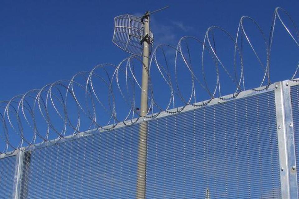 Substation perimeter fencing one of the “greatest failure risks” for zone substation equipment