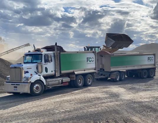 Truck and Dog Trailers  icon