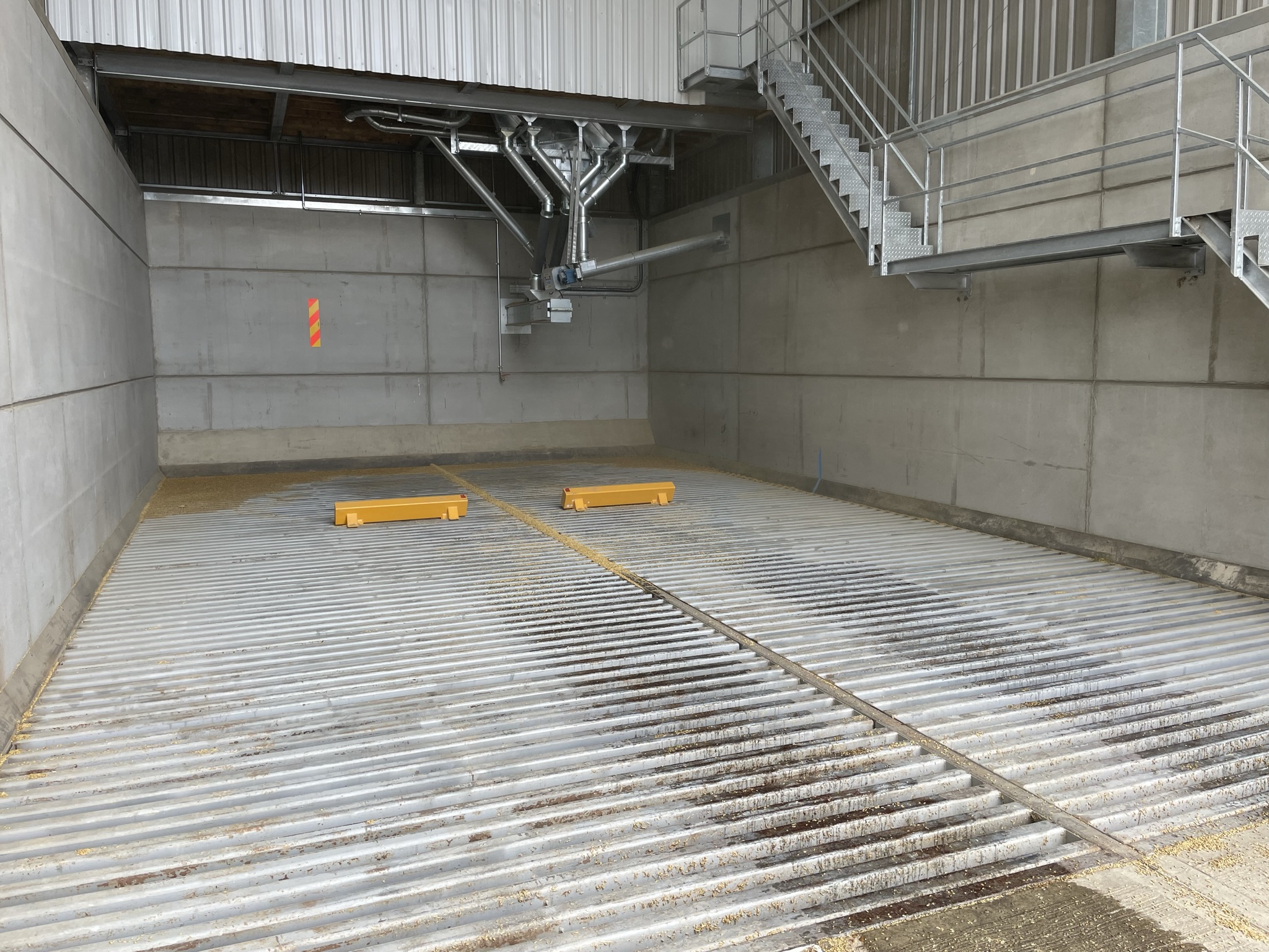Floor Pit Intake