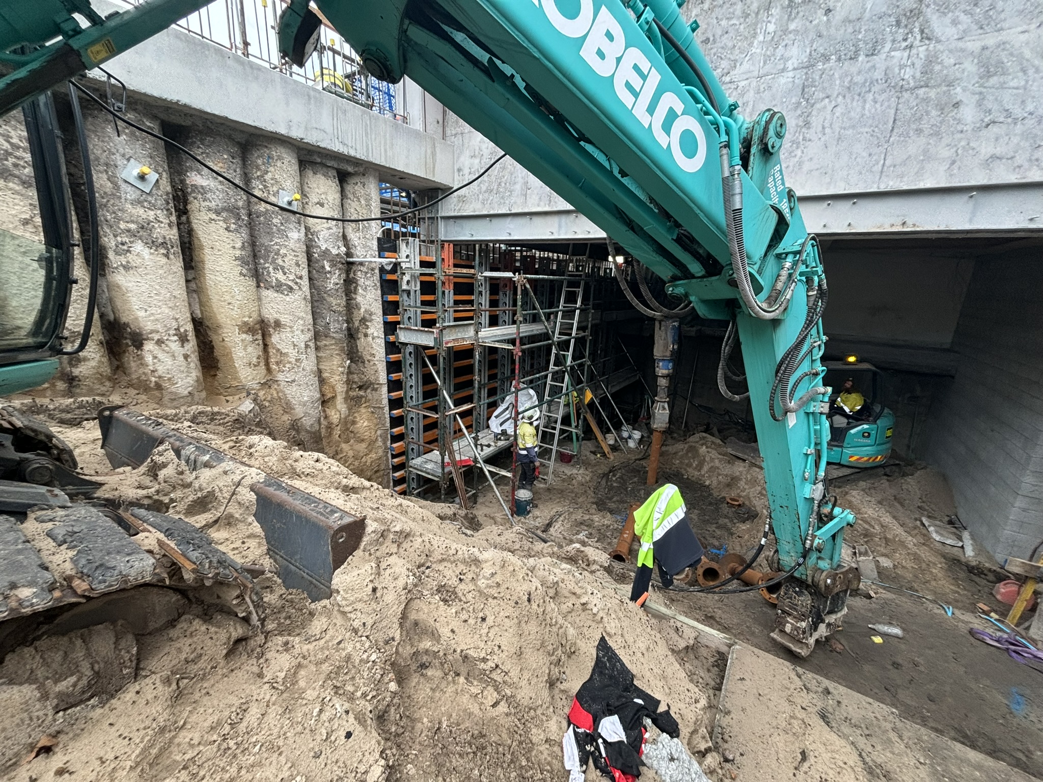 Wests NEX – Underground Carpark Access Ramp splash