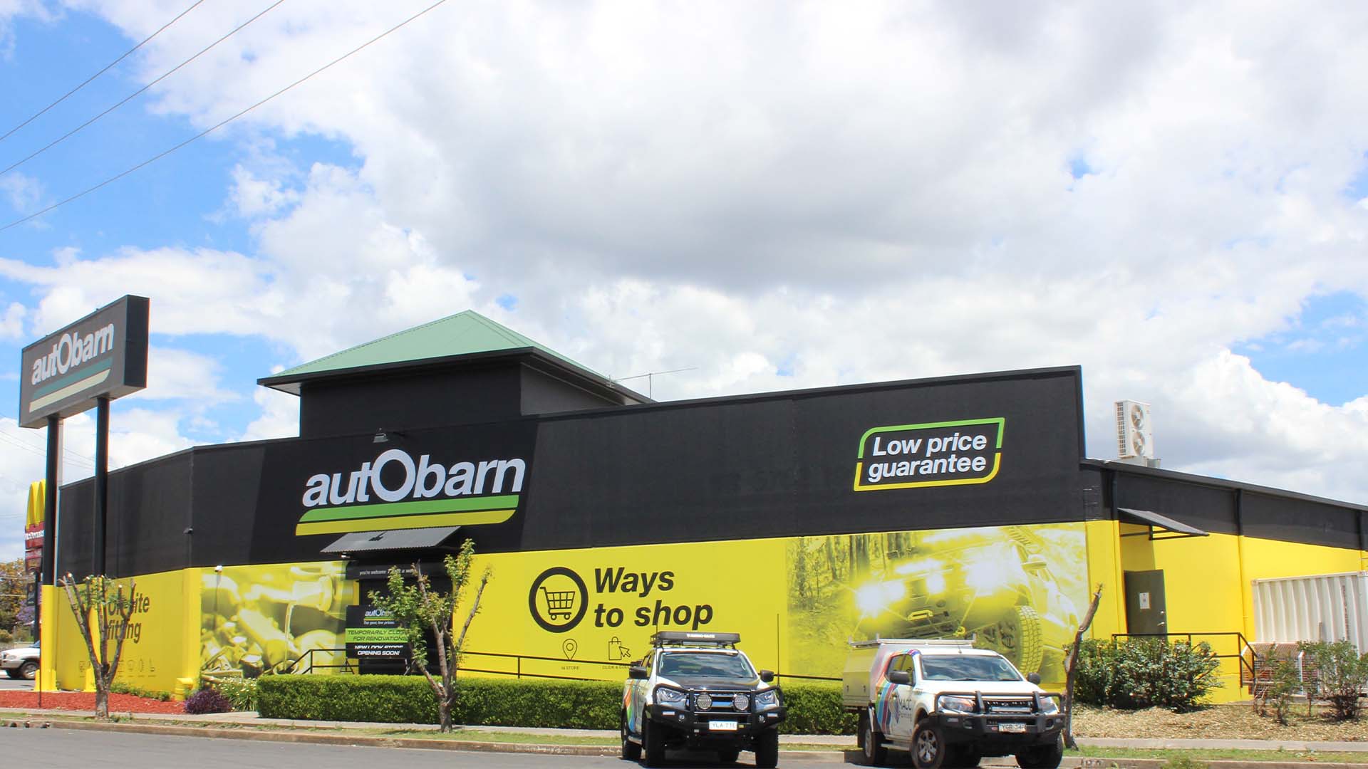 Autobarn Tamworth image