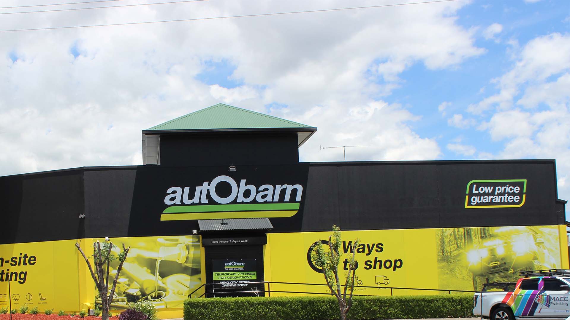 Autobarn Tamworth splash graphic