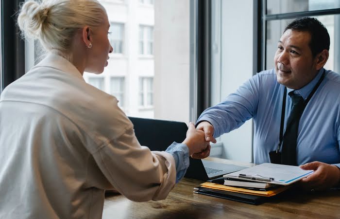 Your First Meeting With A Broker image