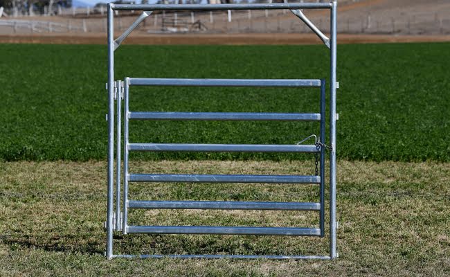 Premium Heavy Duty Cattle Double Hinged Gate