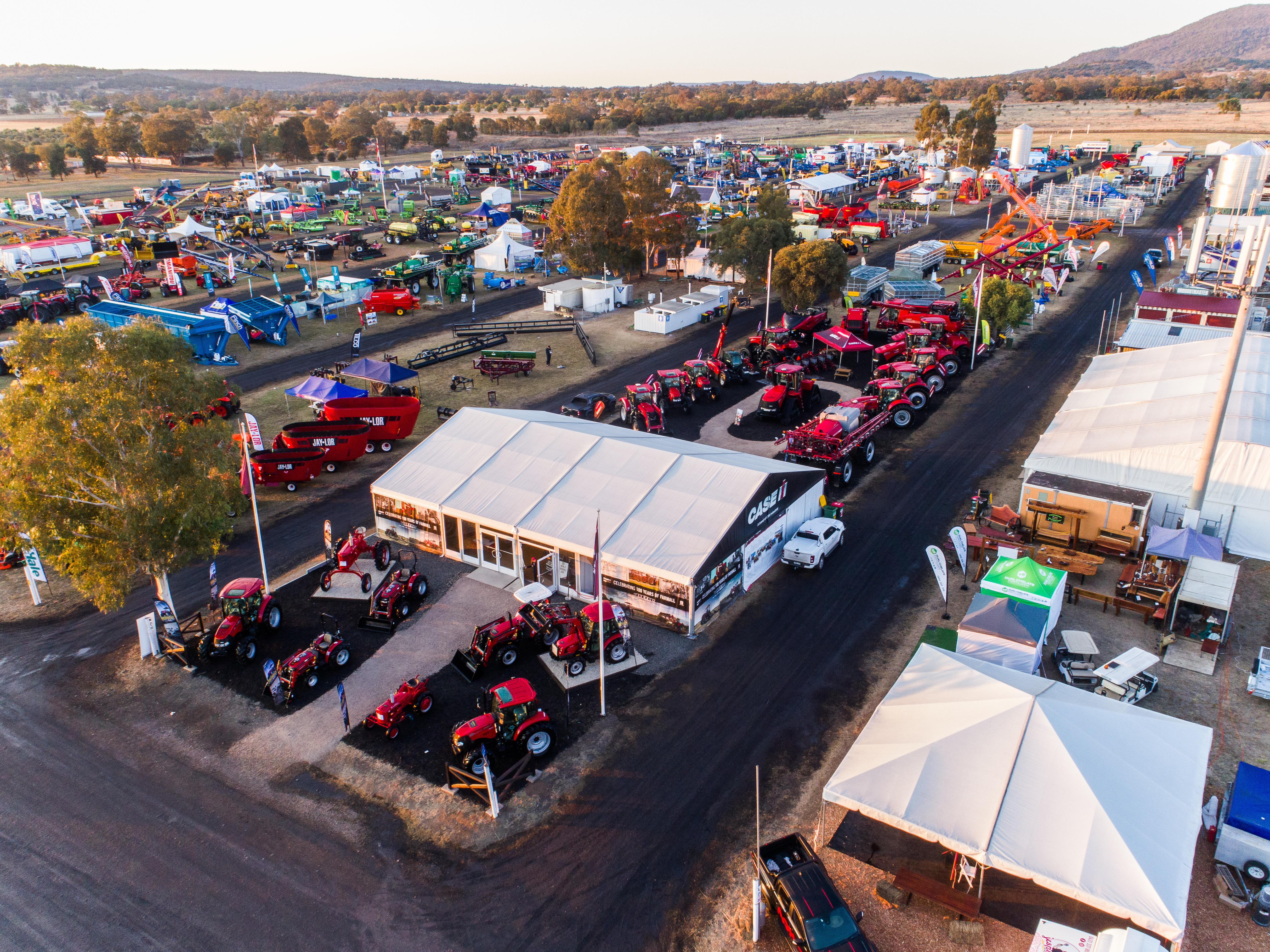 Value of regional field days can’t be underestimated as communities enjoy the financial and social spoils splash