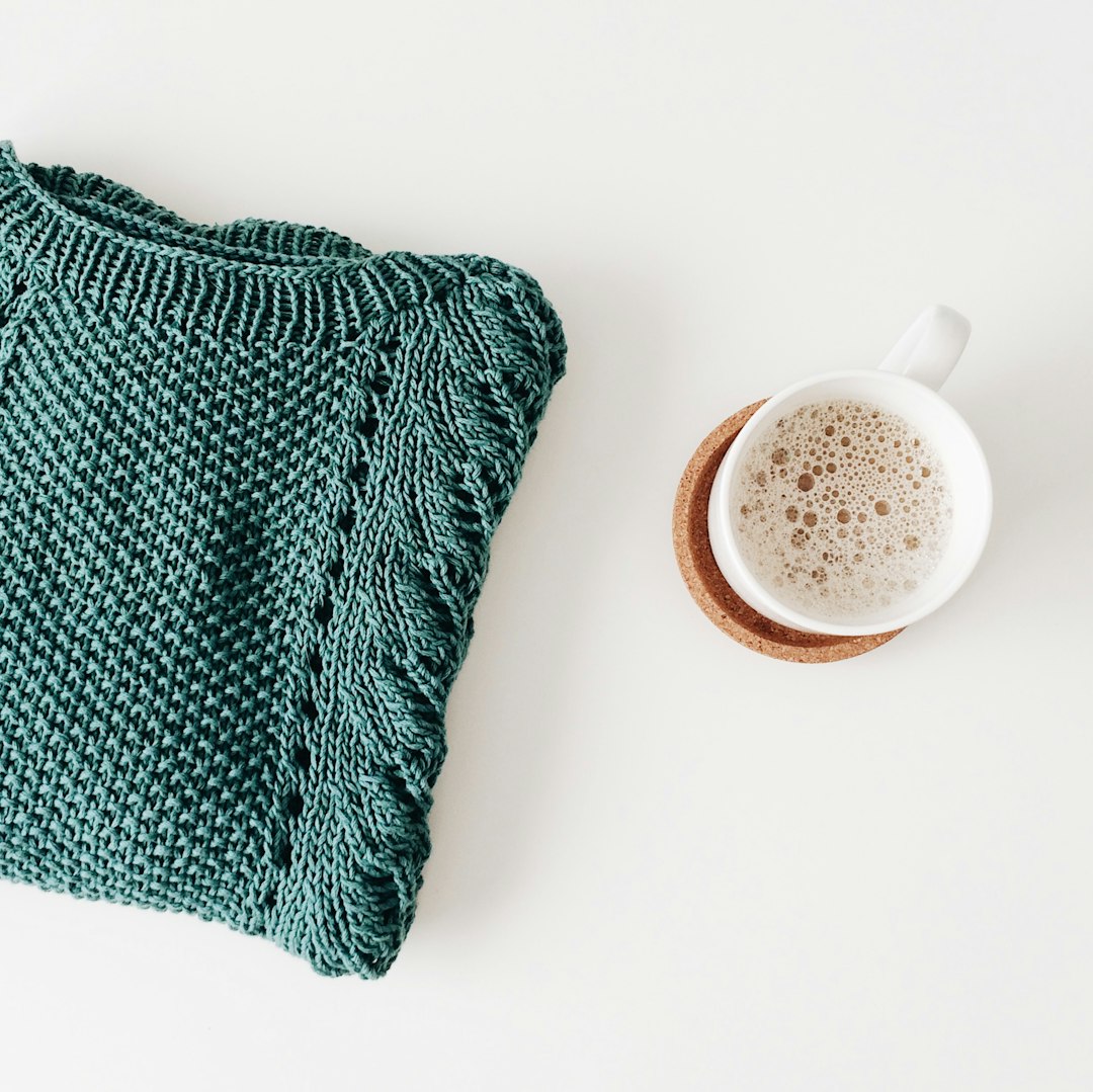 Cozy Green Knit Blanket with Lace Edging