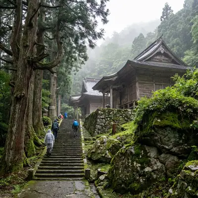 峯薬師（鳳来寺）