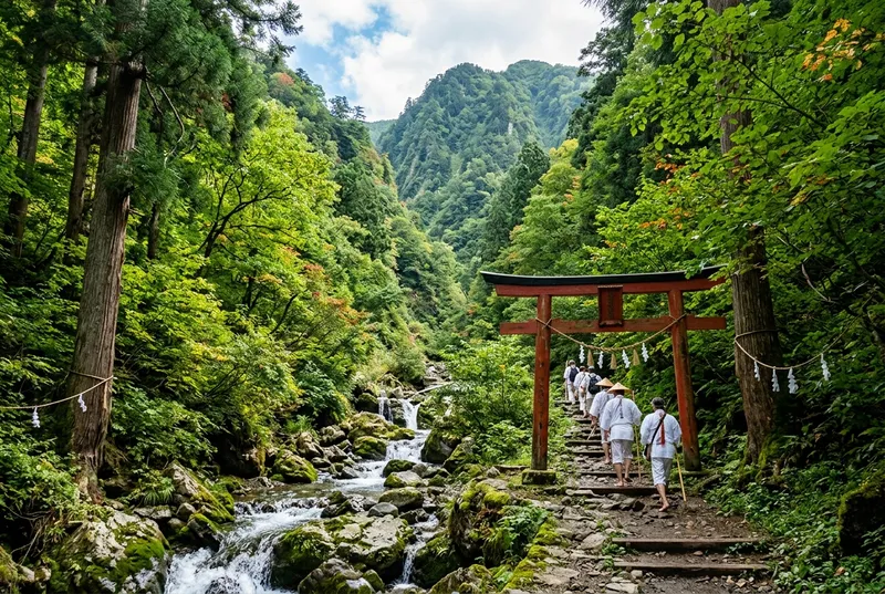 湯殿山