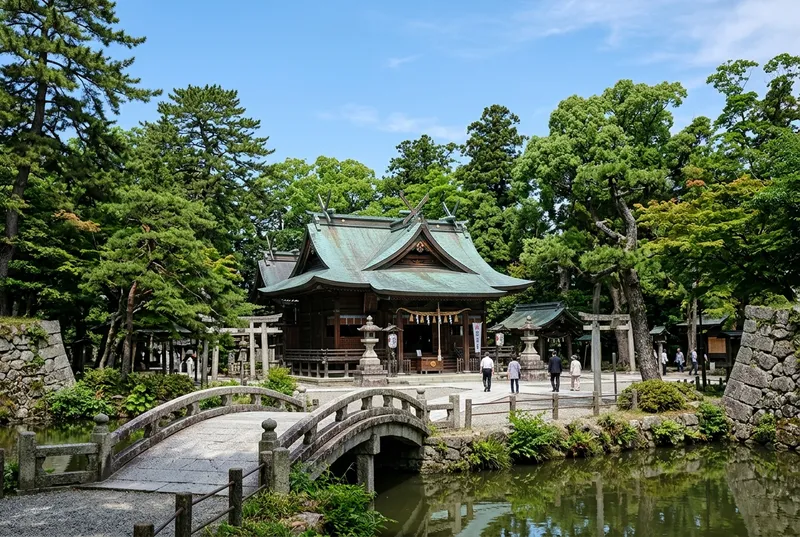 射水神社