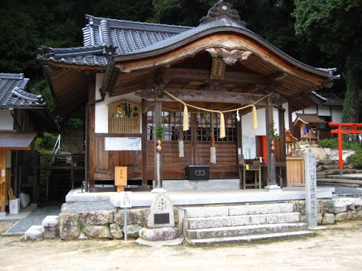 石上布都魂神社