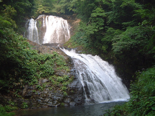 龍頭八重滝