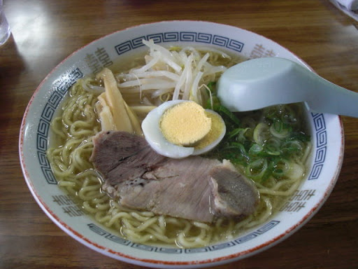 鳥取牛骨ラーメン