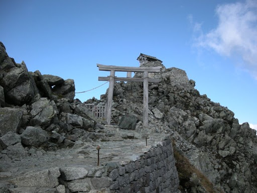 雄山神社