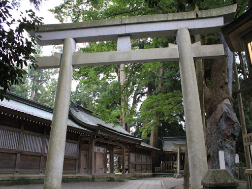 白山比咩神社