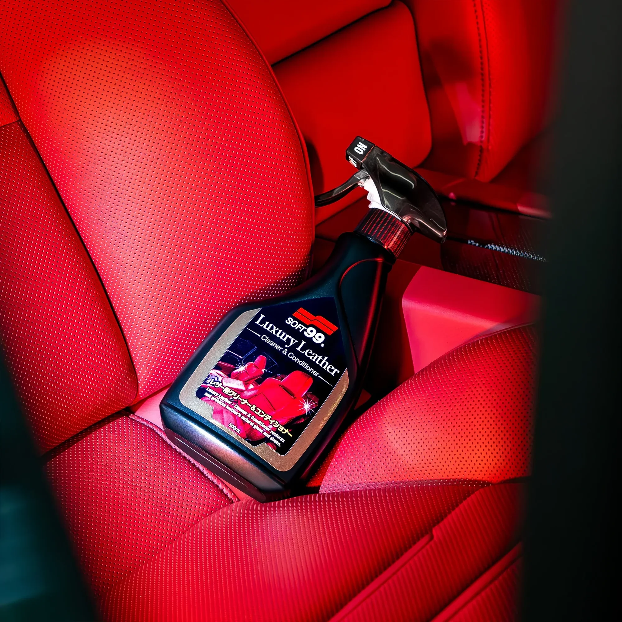 SOFT99 Luxury leather