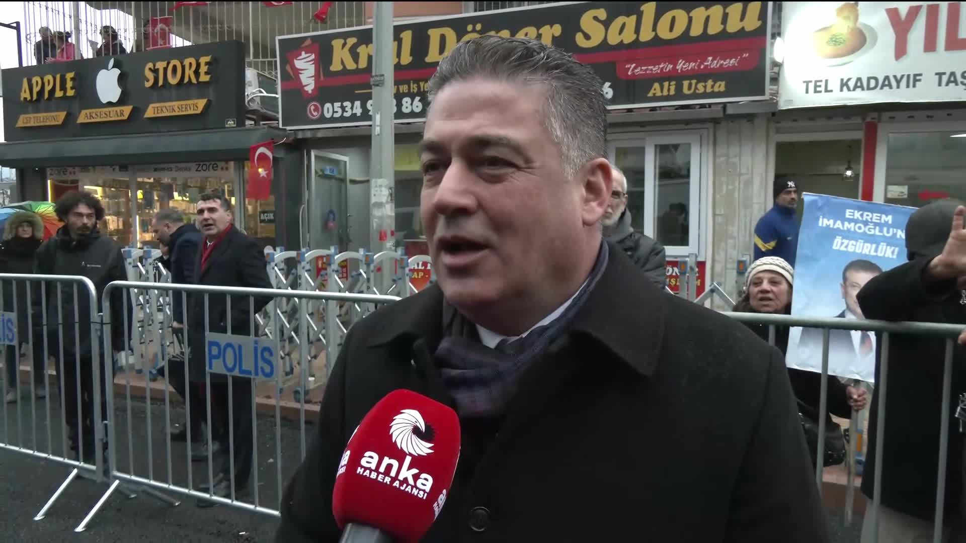 CHP'nin 'Millet İradesine Sahip Çıkıyor' mitingi... Servet Mullaoğlu: 'Yağmura rağmen çok sayıda katılım sağlandı'