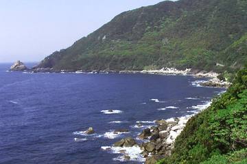 入浴出来るのは干潮時だけ！海から湧き出る平内海中温泉