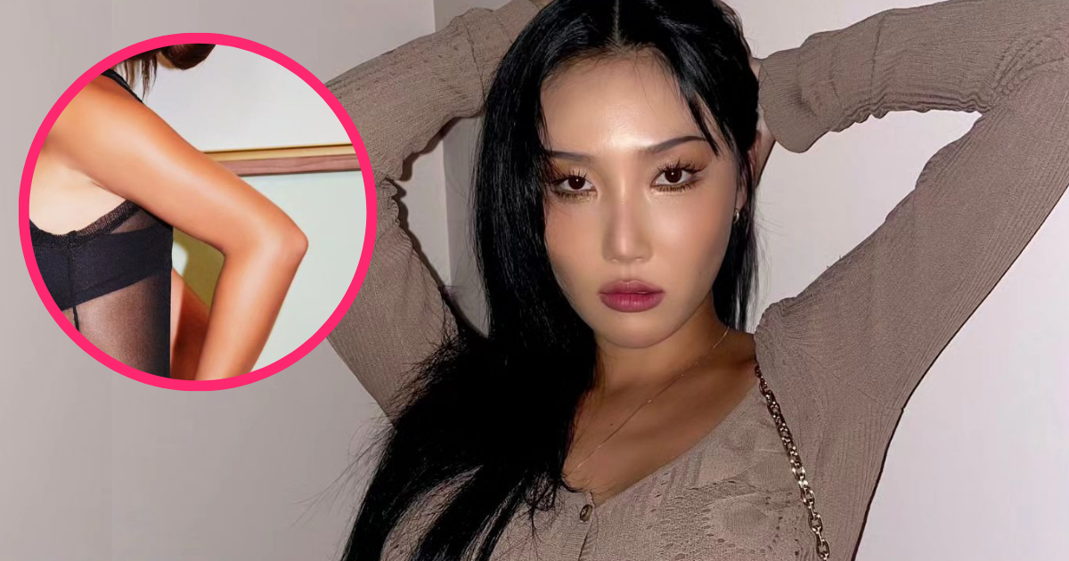 It's Her Revenge. — MAMAMOO's Hwasa Makes Jaws Drop In A Sexy Form-Fitting  Black Dress At BVLGARI Event - Koreaboo