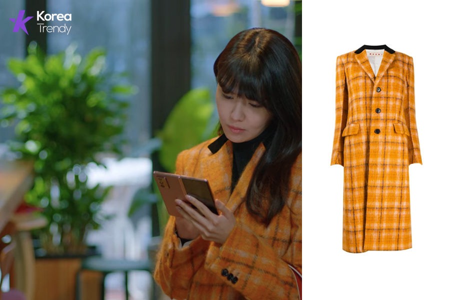 Korean outfits female Coat of Choi Soo-young as Seo Dan-ah in Run On (EP #13)