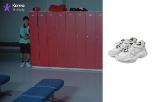 Korean street fashion Sneakers of Im Si-wan as Ki Seon-gyeom in Run On (EP #1)