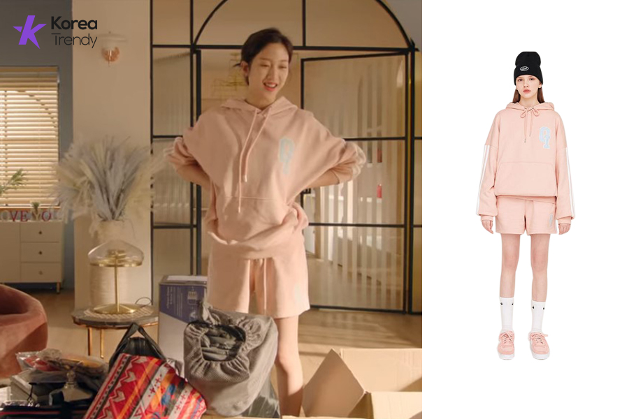 Korean dress style Lining Shorts of Moon Ga-young as (Yeo Ha-jin) in Find Me in Your Memory (Episode #16)
