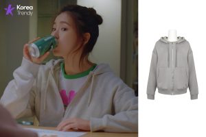 Korean outfits Hoodie of Shin Se-kyung as Oh Mi-joo in Run On (EP #15)