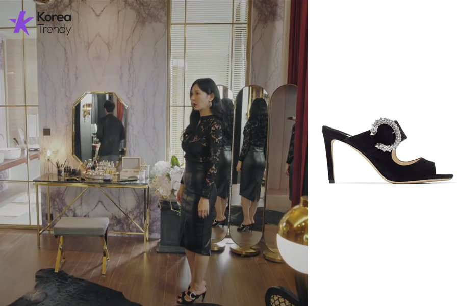 cheon seo jin outfit of Jimmy Choo in the penthouse