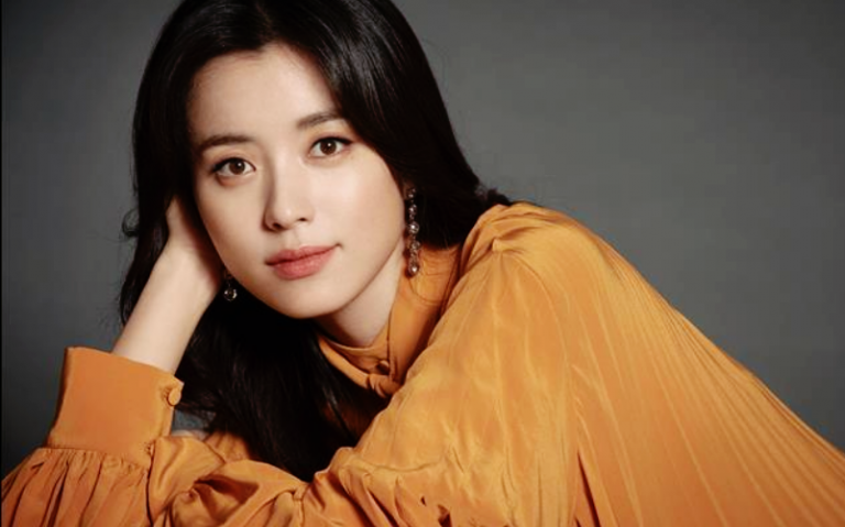 10 Tallest Korean actresses: Kdrama Celebrities Heights 3 Han Hyo Joo height