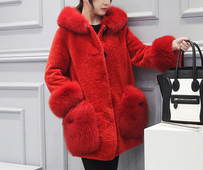 Casual korean outfits female Ideas: Trendy Outfits for Women 4 Korean Fake-fur fashioned coat