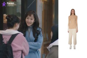 Korean style knit of Park Min-young as Mok Hae-won in When the Weather Is Fine (EP #2)