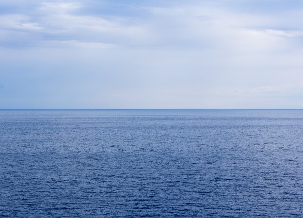 https://pixabay.com/sv/photos/havet-horisonten-himmel-ocean-1719956/