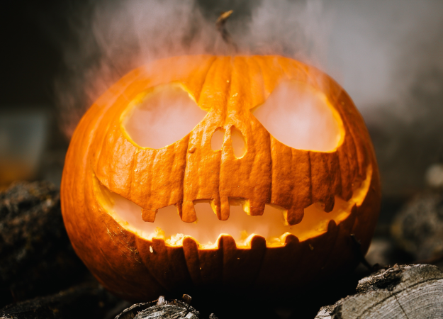 https://pixabay.com/photos/halloween-spooky-jack-o-lantern-2905531/